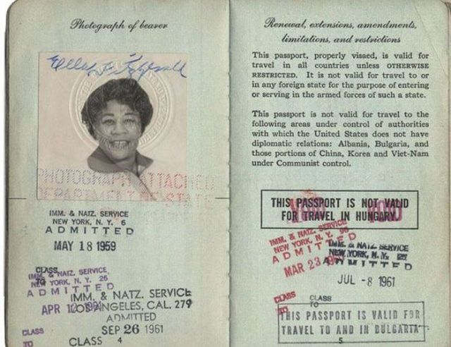 ünlülerin pasaport fotoğrafları (9)